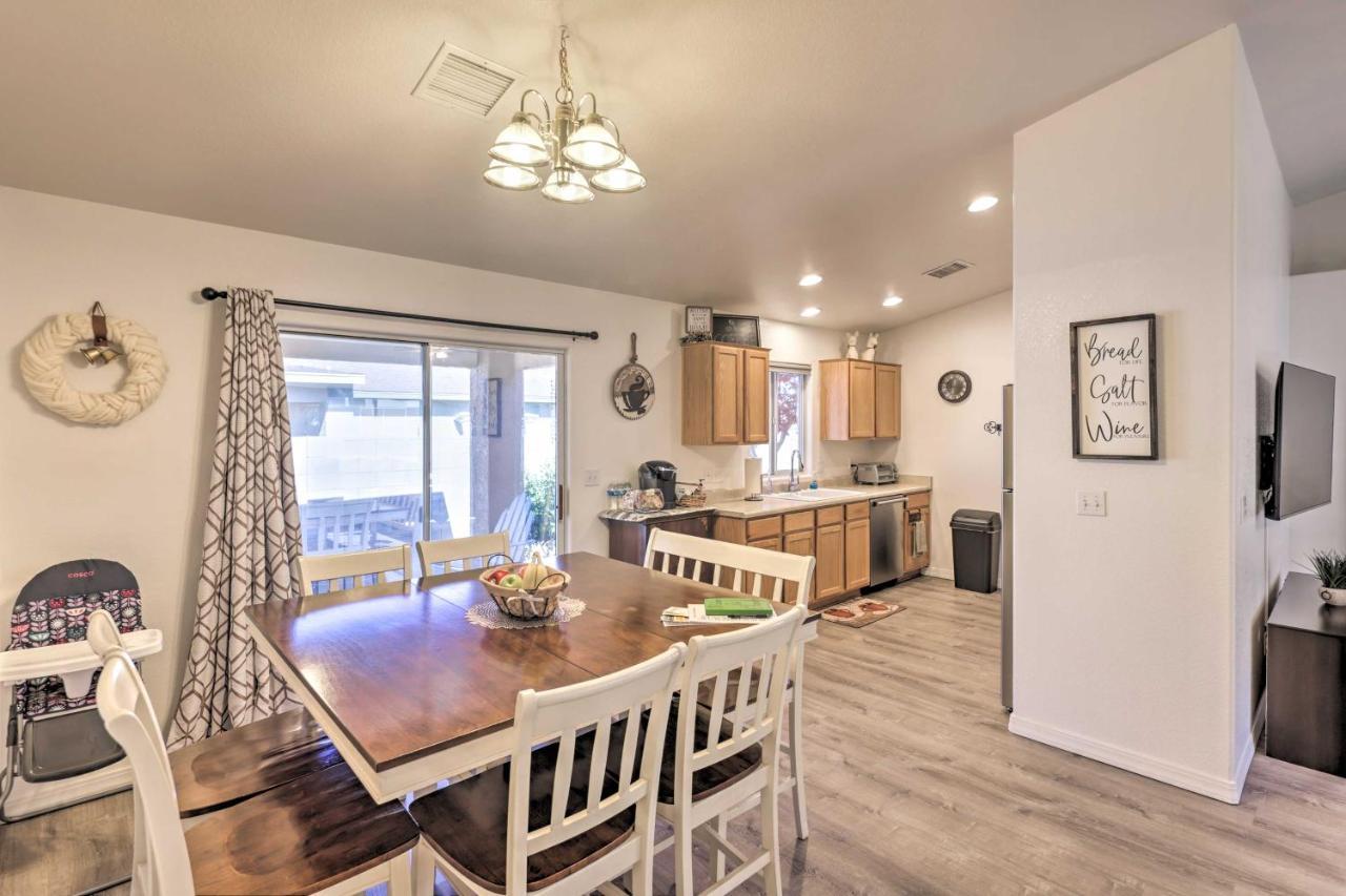 Kid-Friendly Kingman Home Near Parks And Dining Esterno foto